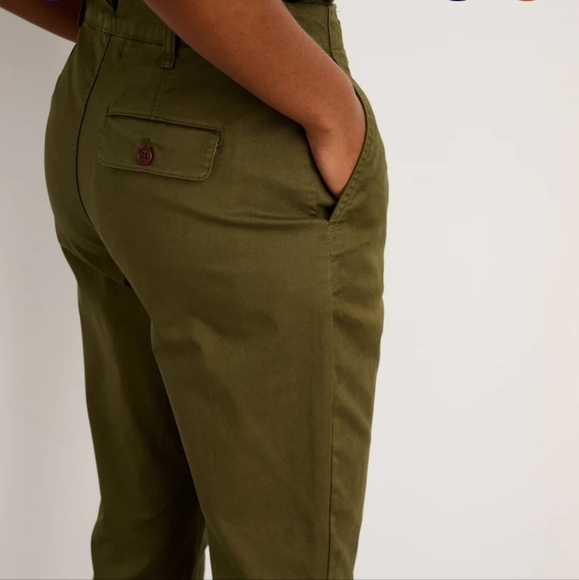 Alex Mills Boy Pleated Chino - Picture 2 of 10